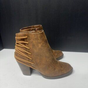 Candies Heeled Ankle Boots Woman's Size 7